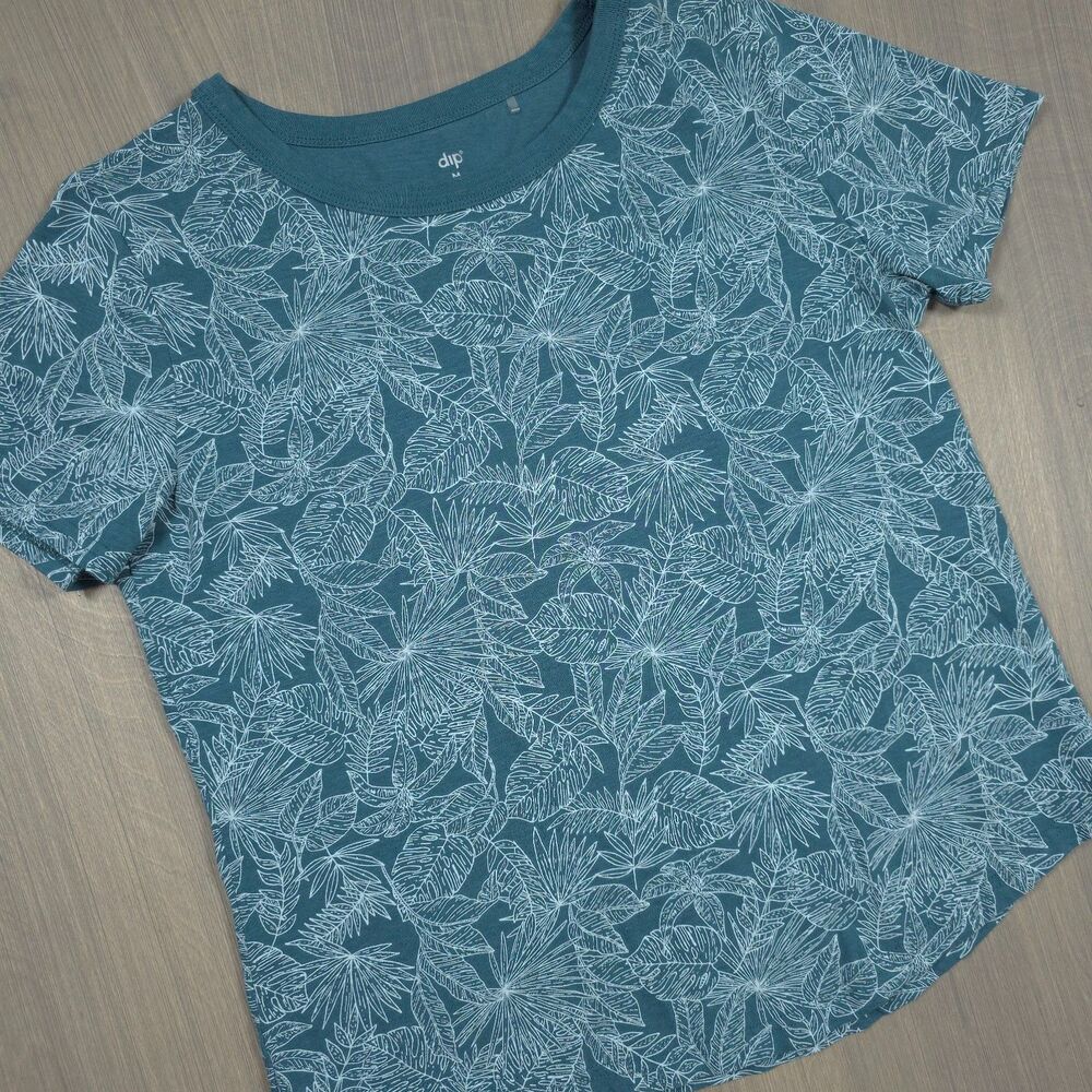 Dip Organic Cotton Teal Leaf Print Tee Size Medium
